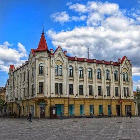 Дім Трібеля